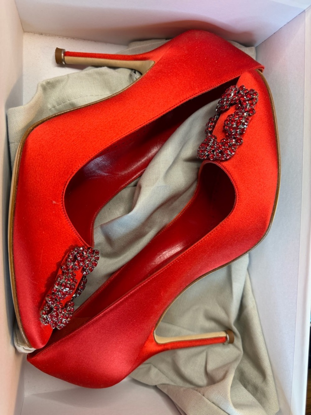 Manolo Blahnik Red Satin Crystal-Embellished Women's Pumps